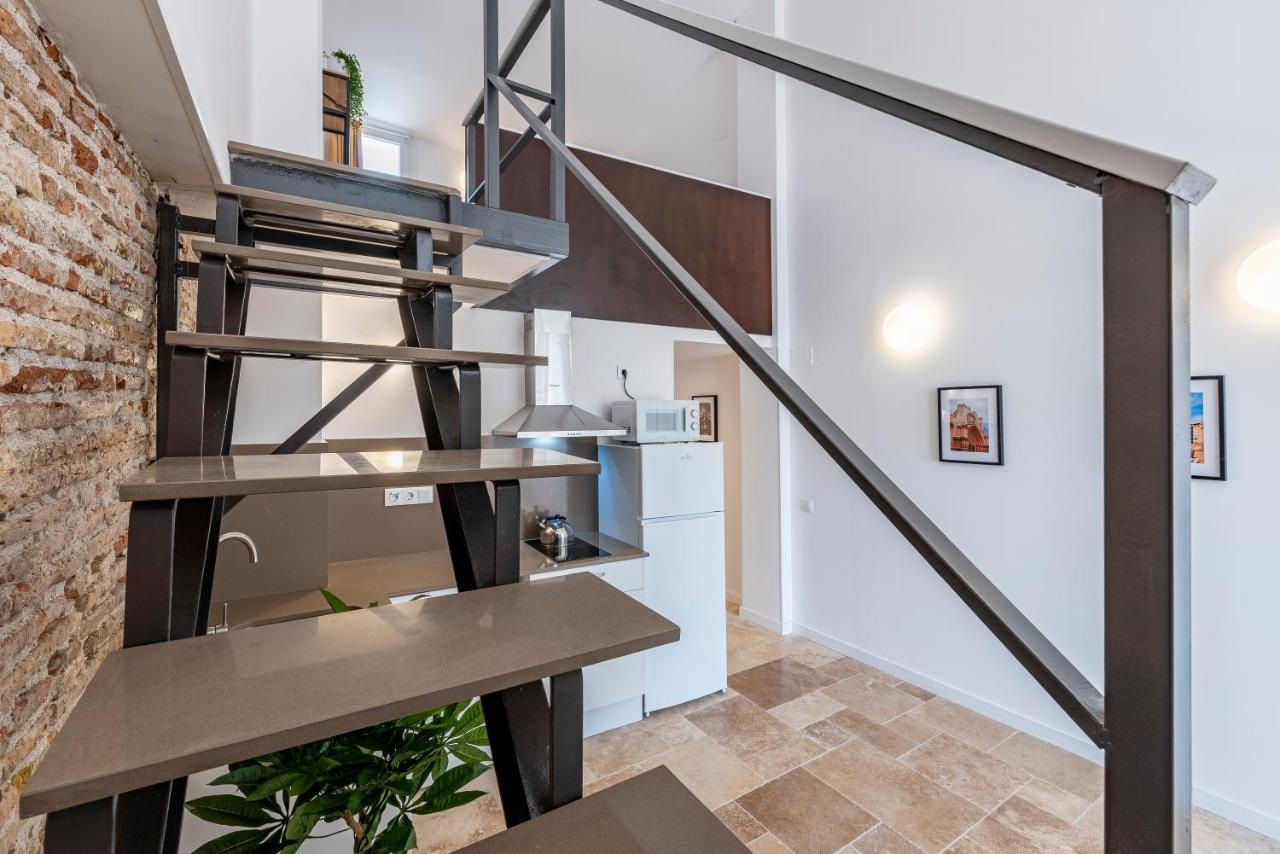 Ferienwohnung Atico Duplex Con Barbacoa Y Terraza En Barri Port Maritim Tarragona Exterior foto