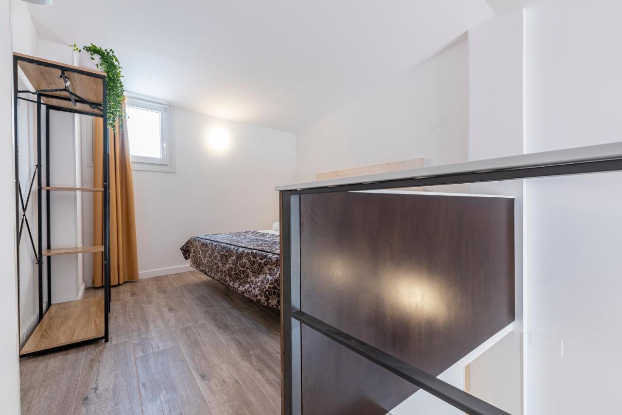 Ferienwohnung Atico Duplex Con Barbacoa Y Terraza En Barri Port Maritim Tarragona Exterior foto